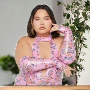 SAVAGE X FENTY ARM CANDY VINYL GLOVES - FLOWER BURST SIZE (1X-3X)
